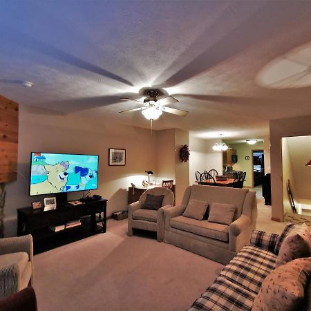 Gorgeous House For Ski Retreat Or Mountain Vacations Snowshoe Bagian luar foto