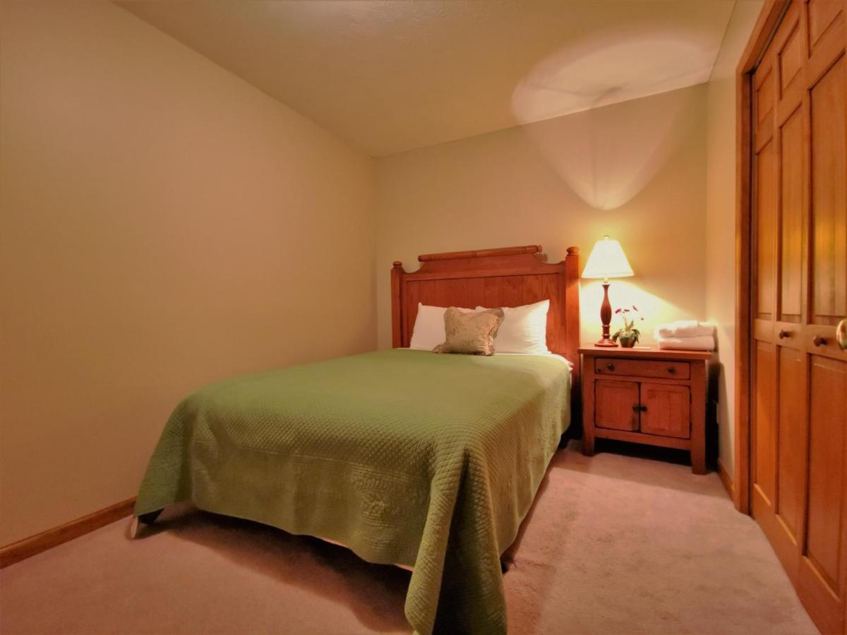 Gorgeous House For Ski Retreat Or Mountain Vacations Snowshoe Bagian luar foto