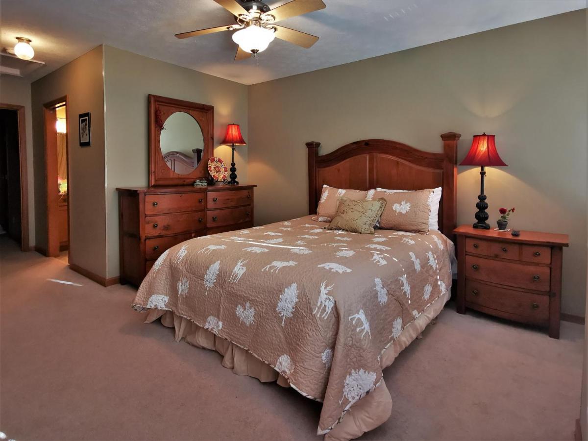 Gorgeous House For Ski Retreat Or Mountain Vacations Snowshoe Bagian luar foto