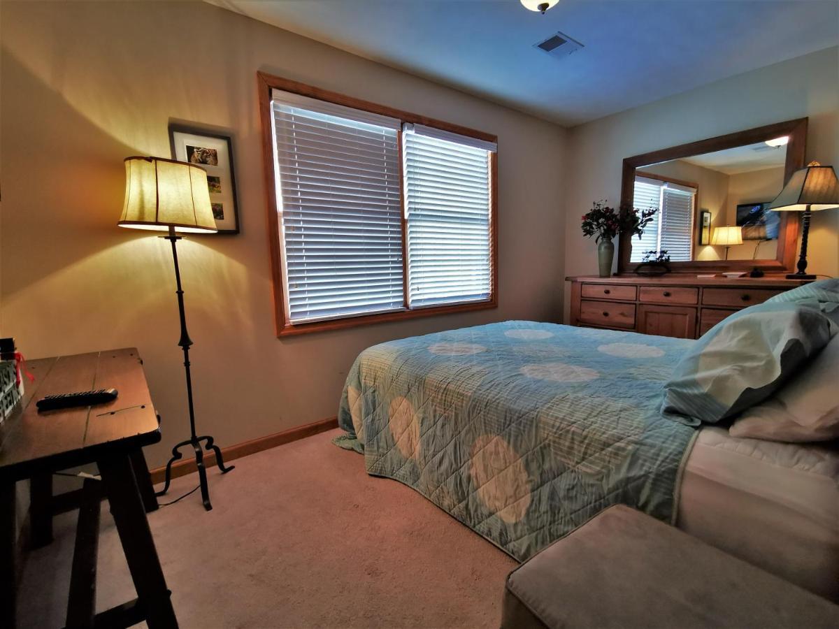 Gorgeous House For Ski Retreat Or Mountain Vacations Snowshoe Bagian luar foto